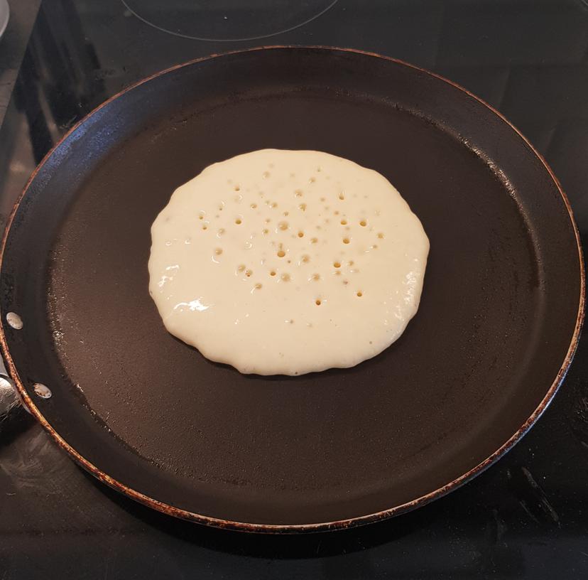 Pancakes en cuisson avec formation des bulles